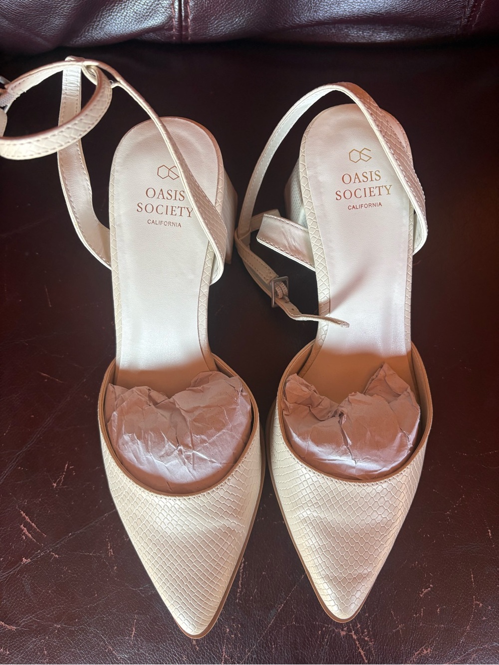 Oasis Society California Cream Pointed Ankle-Strap Pumps